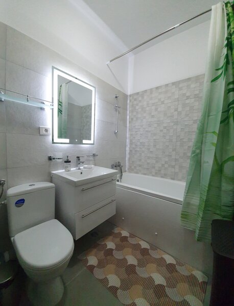 Aparatorii Patriei metrou